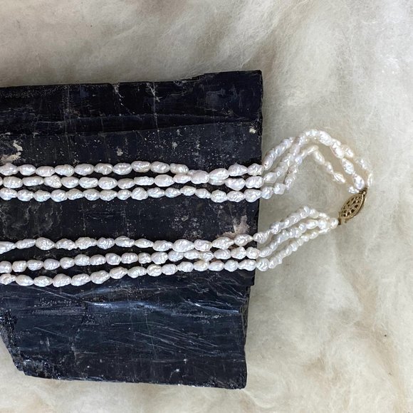 Genuine Freshwater Seed Pearl, Rice Pearl Triple Strand Necklace &  Bracelet Set - Picture 4 of 8